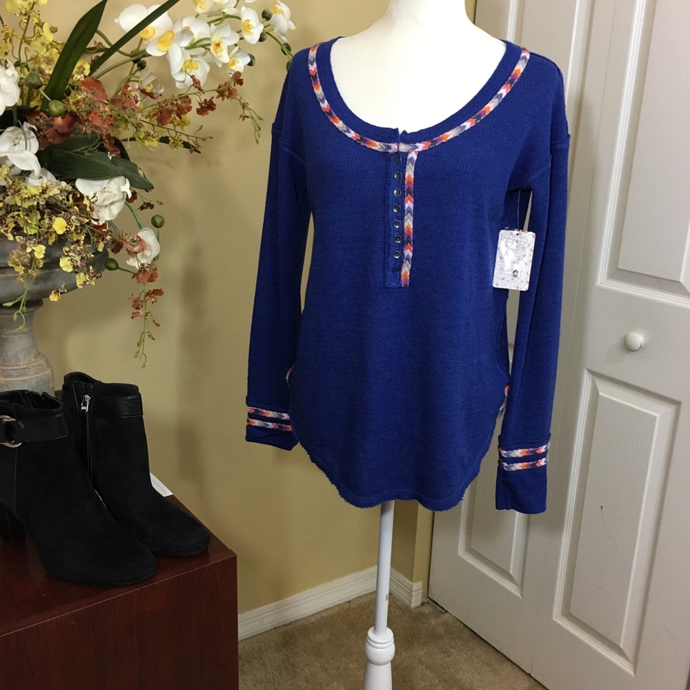 FREE PEOPLE RAINBOW THERMAL HENLEY, BLUE, SIZE SMALL, (NWT) - Picture 2 of 7